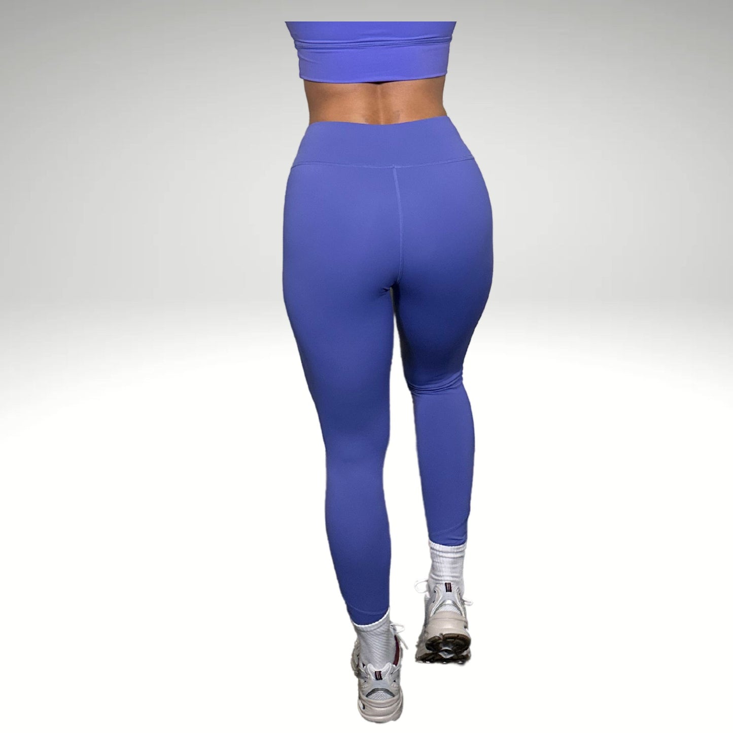 Flow collection: V-waist leggings